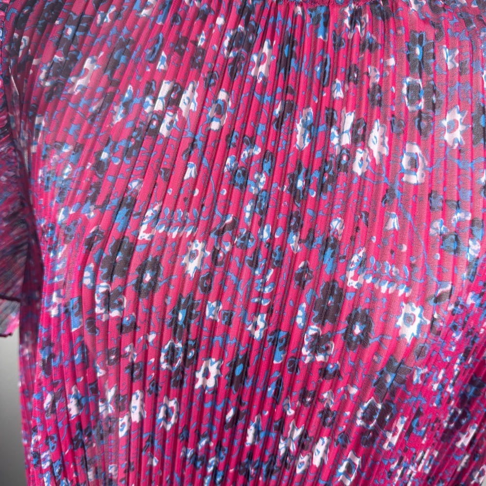 by Anthropologie Sheer Fairy Pink Floral Pleated Flutter Sleeve Layering Top - Picture 3 of 10